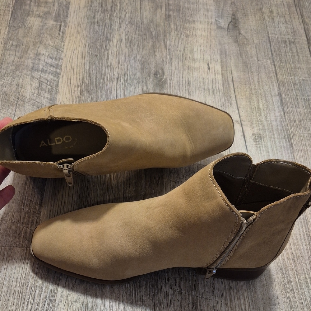 ALDO Light Brown Zip Boots